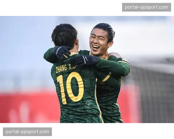 比赛结束：北京国安2-0战胜南通支云，张玉宁、阿德本罗破门。